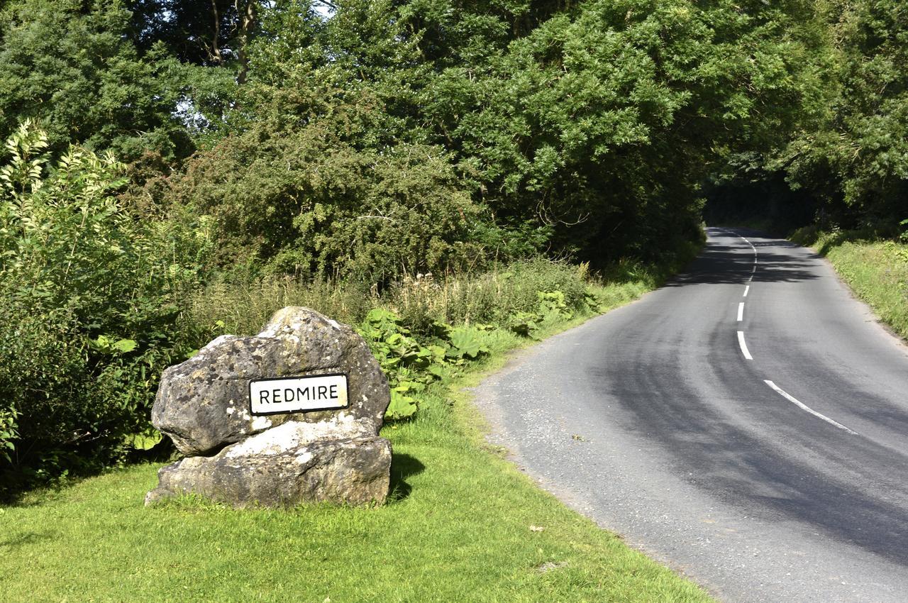Bolton Arms Hotel Redmire Buitenkant foto